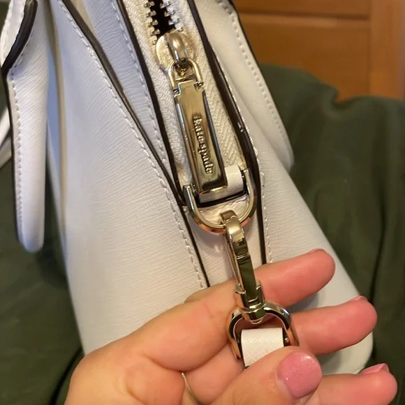 Kate Spade Purse! 👛 - Picture 7 of 7